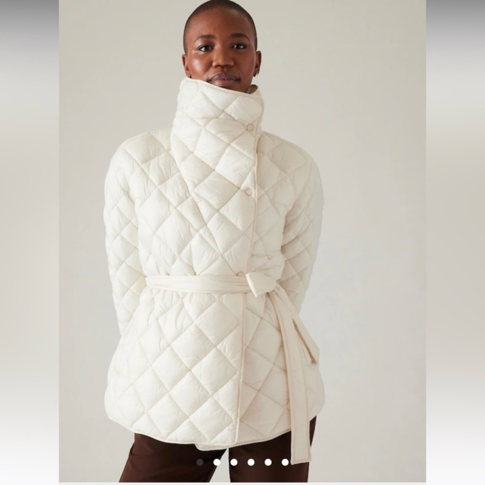 Athleta NWT Women’s Whisper f you Featherless Wrap Coat. Magnolia white. Size M.